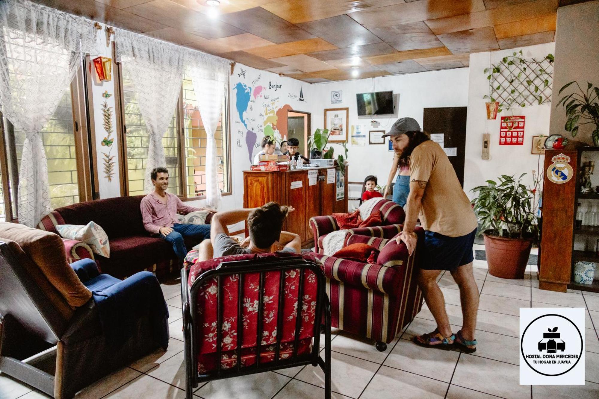 Hostal Dona Mercedes Juayúa Exterior foto