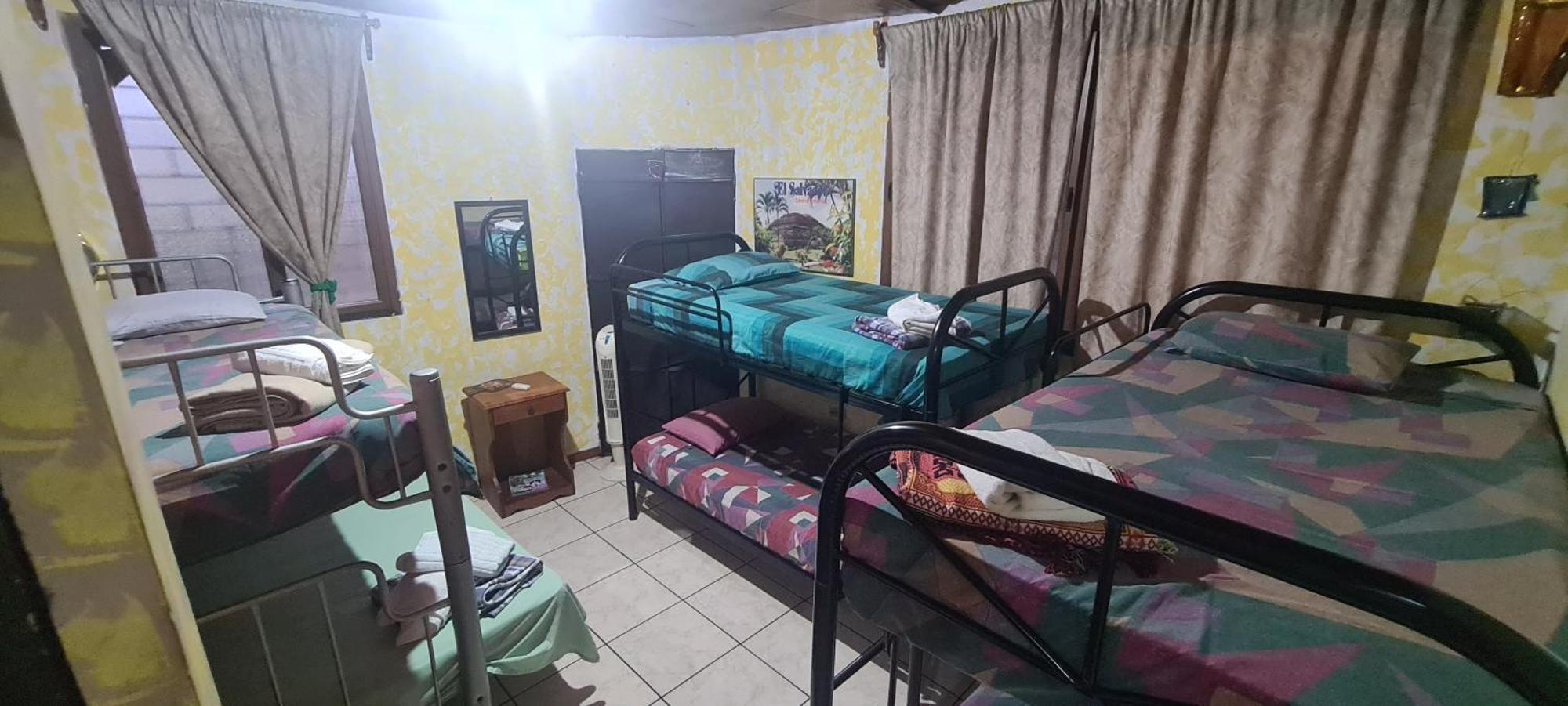 Hostal Dona Mercedes Juayúa Exterior foto